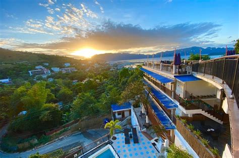 skylodge coron